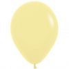 Helium gevulde standaard kleuren ballonnen. Zweeftijd Minimaal 3 dagen!! - zacht-geel