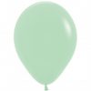 Helium gevulde standaard kleuren ballonnen. Zweeftijd 14-16 uur - pastel-matte-macaron-groen